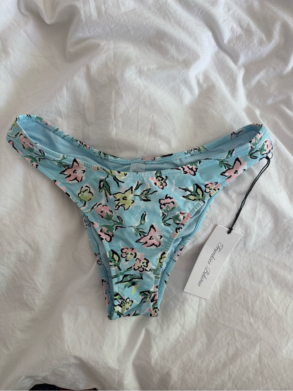NWT Frankies Bikinis Khai Cheeky Bikini Bottom in Pastel Peony